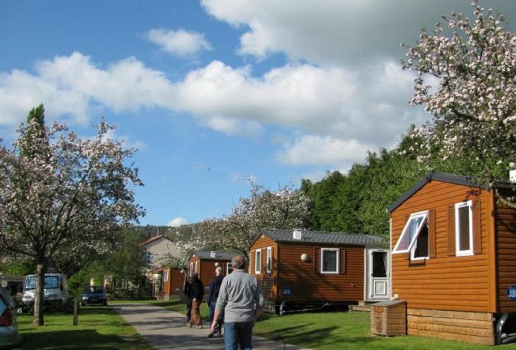 Camping Des Rochers Des Parcs Hotel Clecy Luaran gambar