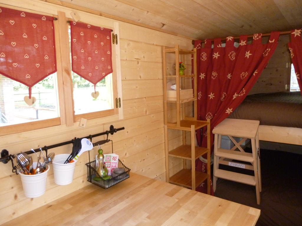 Camping Des Rochers Des Parcs Hotel Clecy Luaran gambar
